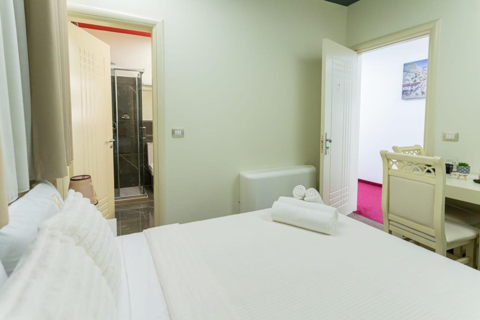 Alko Hotel Shkoder Ngoại thất bức ảnh