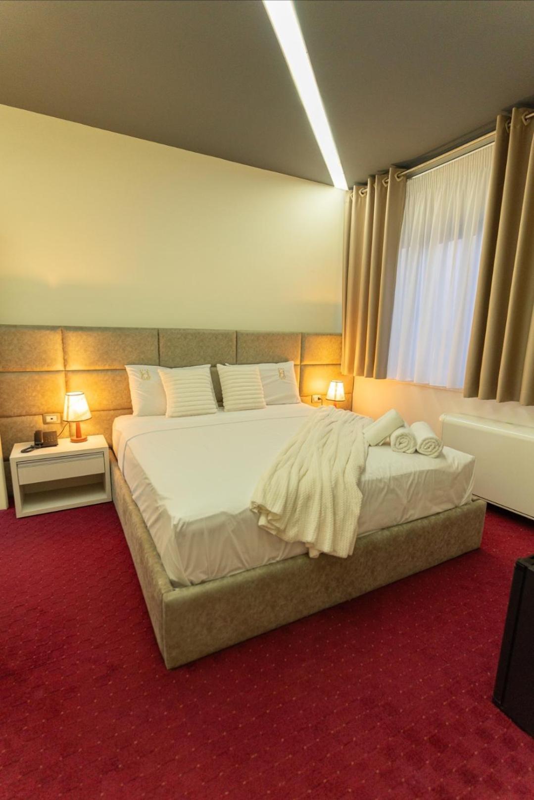 Alko Hotel Shkoder Ngoại thất bức ảnh