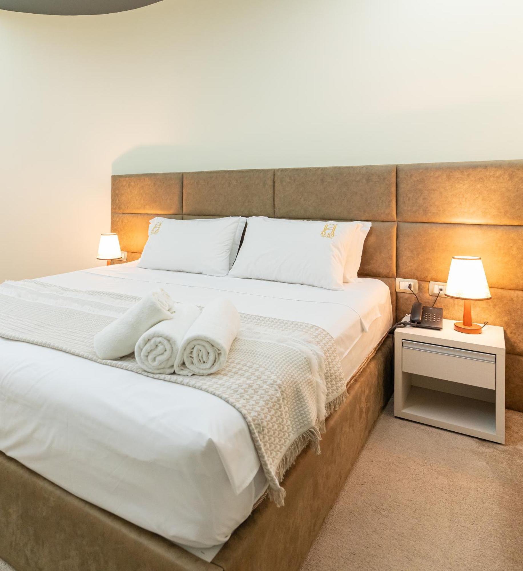 Alko Hotel Shkoder Ngoại thất bức ảnh