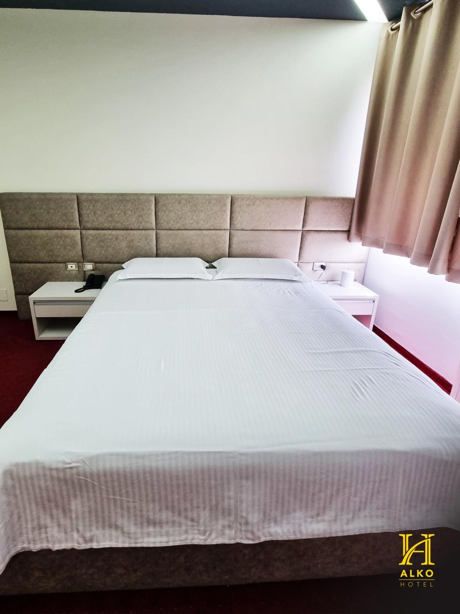 Alko Hotel Shkoder Ngoại thất bức ảnh