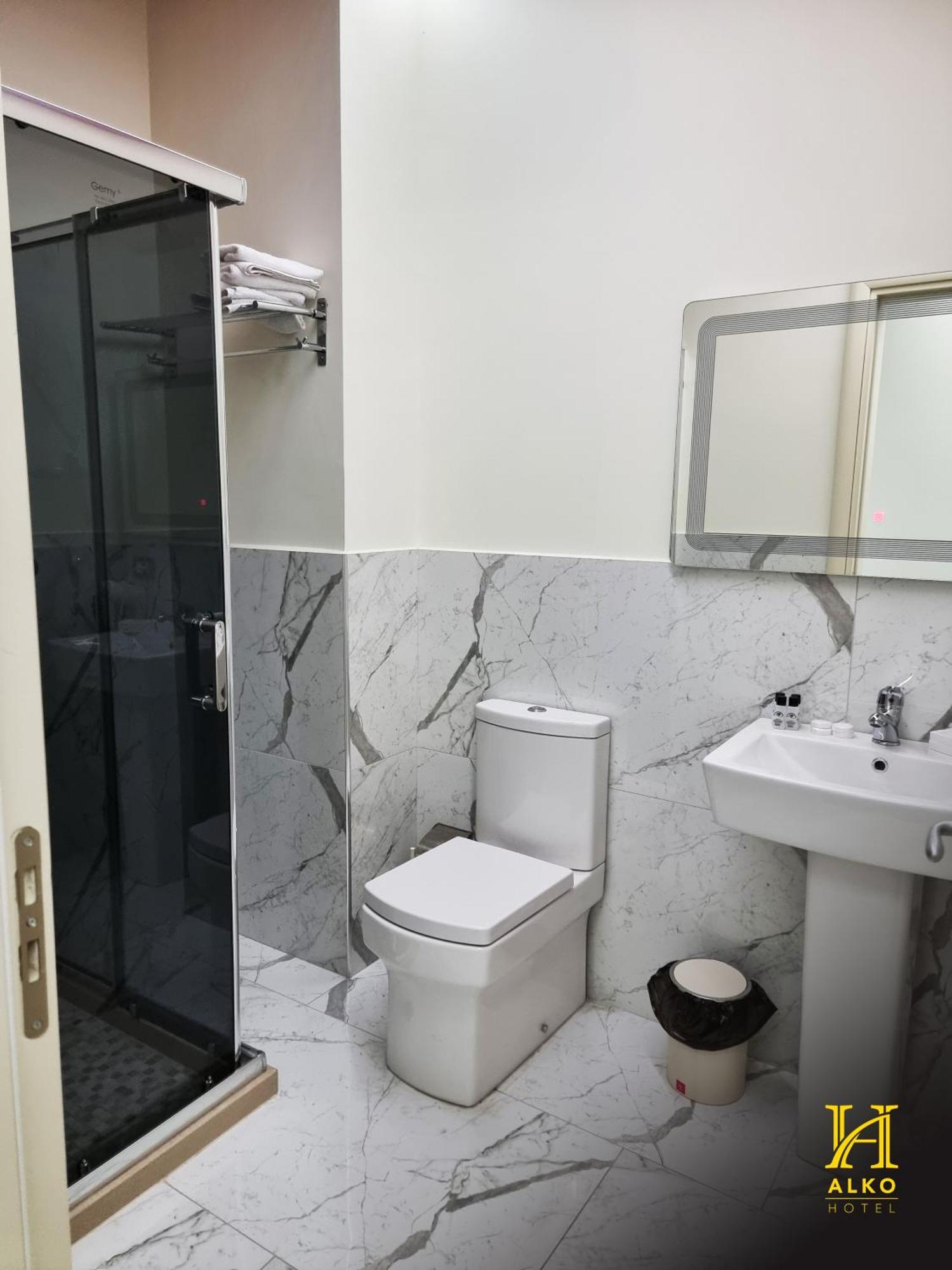 Alko Hotel Shkoder Ngoại thất bức ảnh